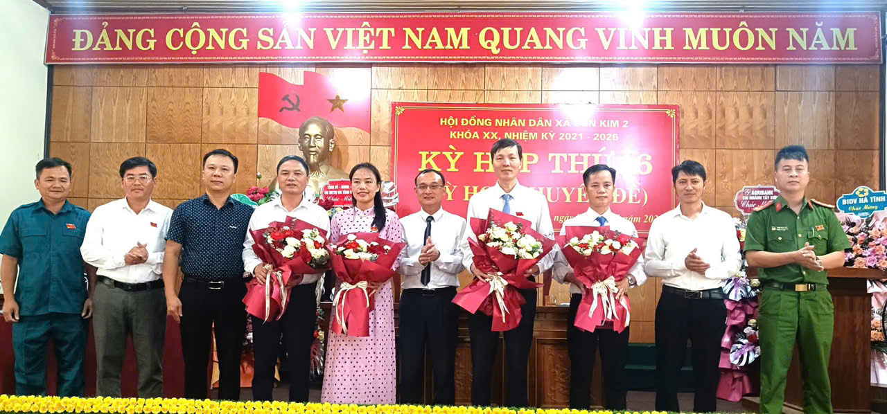 XÃ SƠN KIM II TỔ CHỨC KỲ HỌP HĐND KIỆN TOÀN BỘ MÁY MỚI