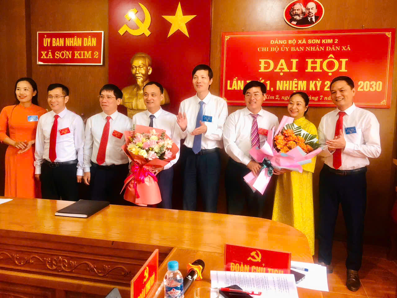 Xã Sơn kim 2 tổ chức chào cờ giao ban đầu tháng