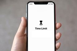 Người dân đã có thể nộp sổ đỏ trên ứng dụng VNeID