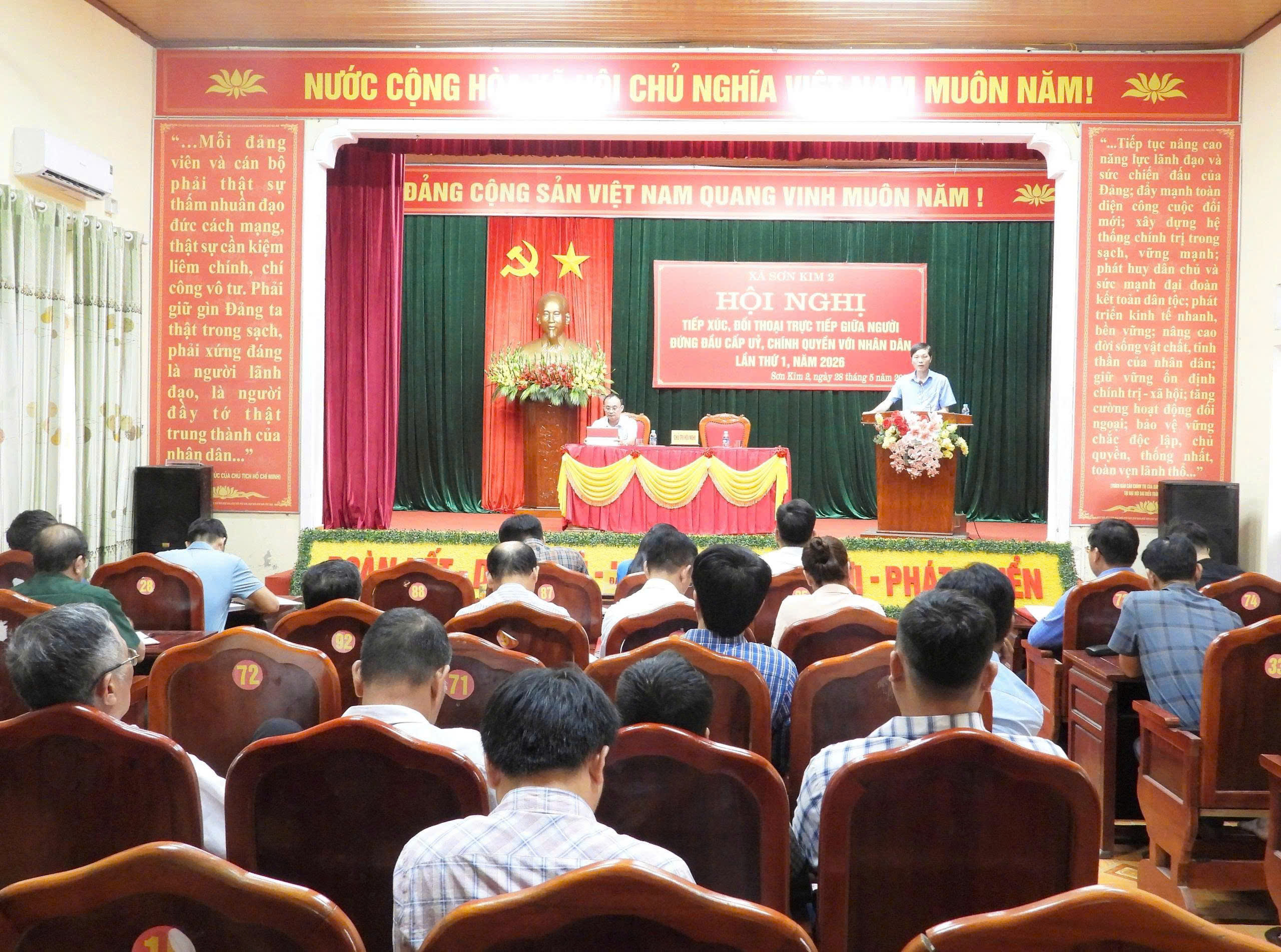  SƠN KIM 2 TỔ CHỨC HỘI NGHỊ ĐỐI THOẠI TRỰC TIẾP GIỮA NGƯỜI ĐỨNG ĐẦU CẤP ỦY, CHÍNH QUYỀN VỚI NHÂN DÂN