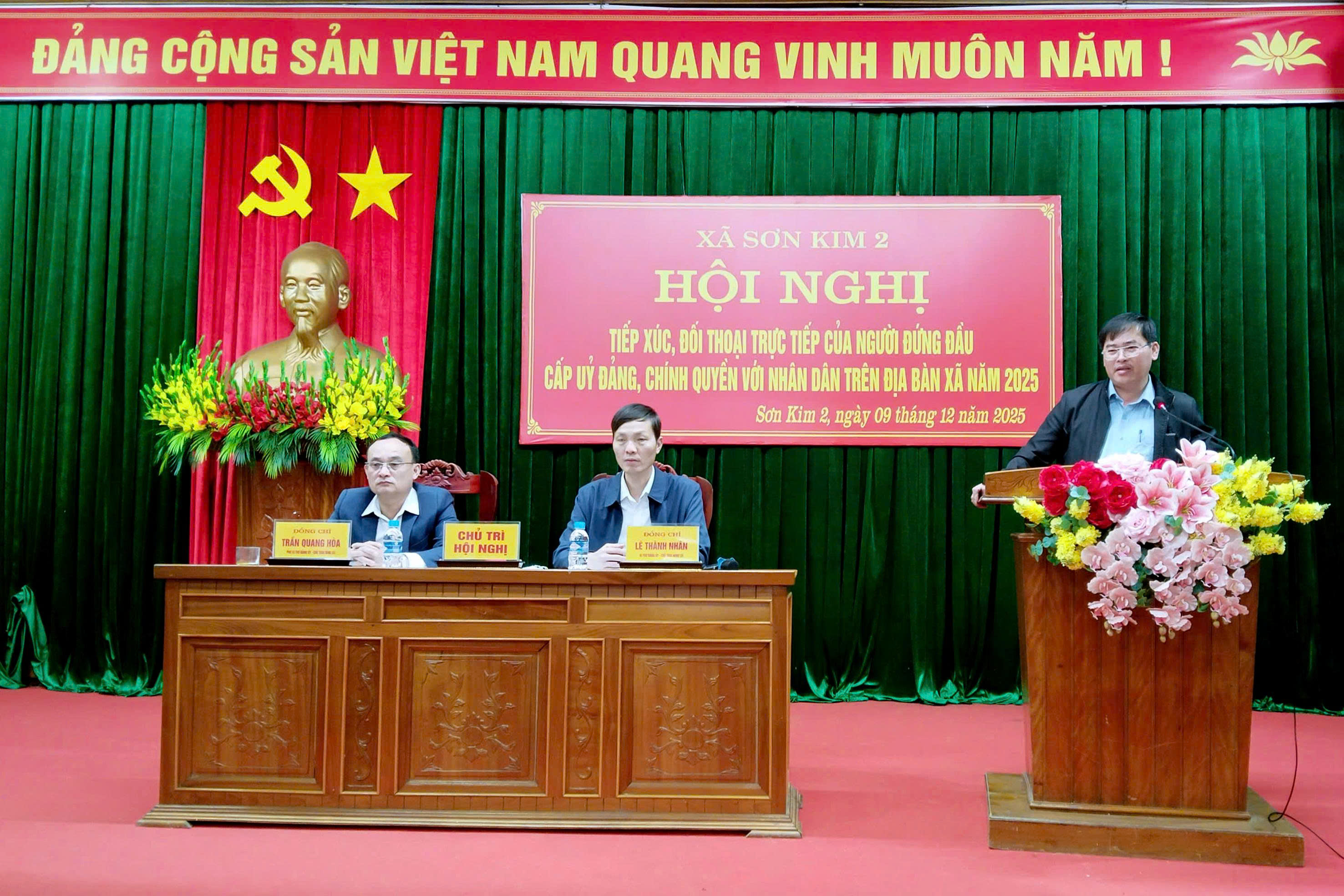 HỘI NGHỊ TIẾP XÚC, ĐỐI THOẠI TRỰC TIẾP GIỮA NGƯỜI ĐỨNG ĐẦU CẤP ỦY, CHÍNH QUYỀN VỚI NHÂN DÂN XÃ SƠN KIM 2 NĂM 2025 