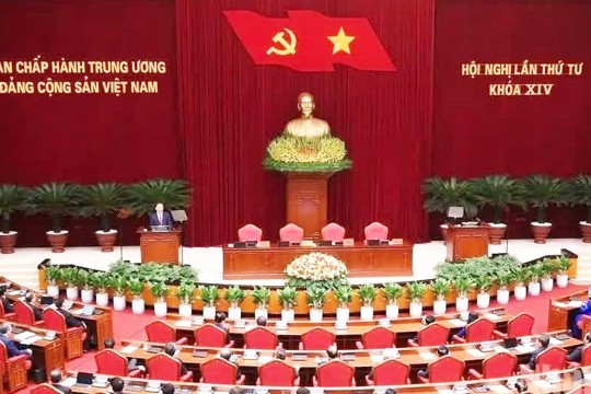 Đảng bộ xã Sơn Kim 2 tham gia Hội nghị toàn quốc nghiên cứu, học tập, quán triệt Nghị quyết Hội nghị Trung ương 4 khóa XIV 