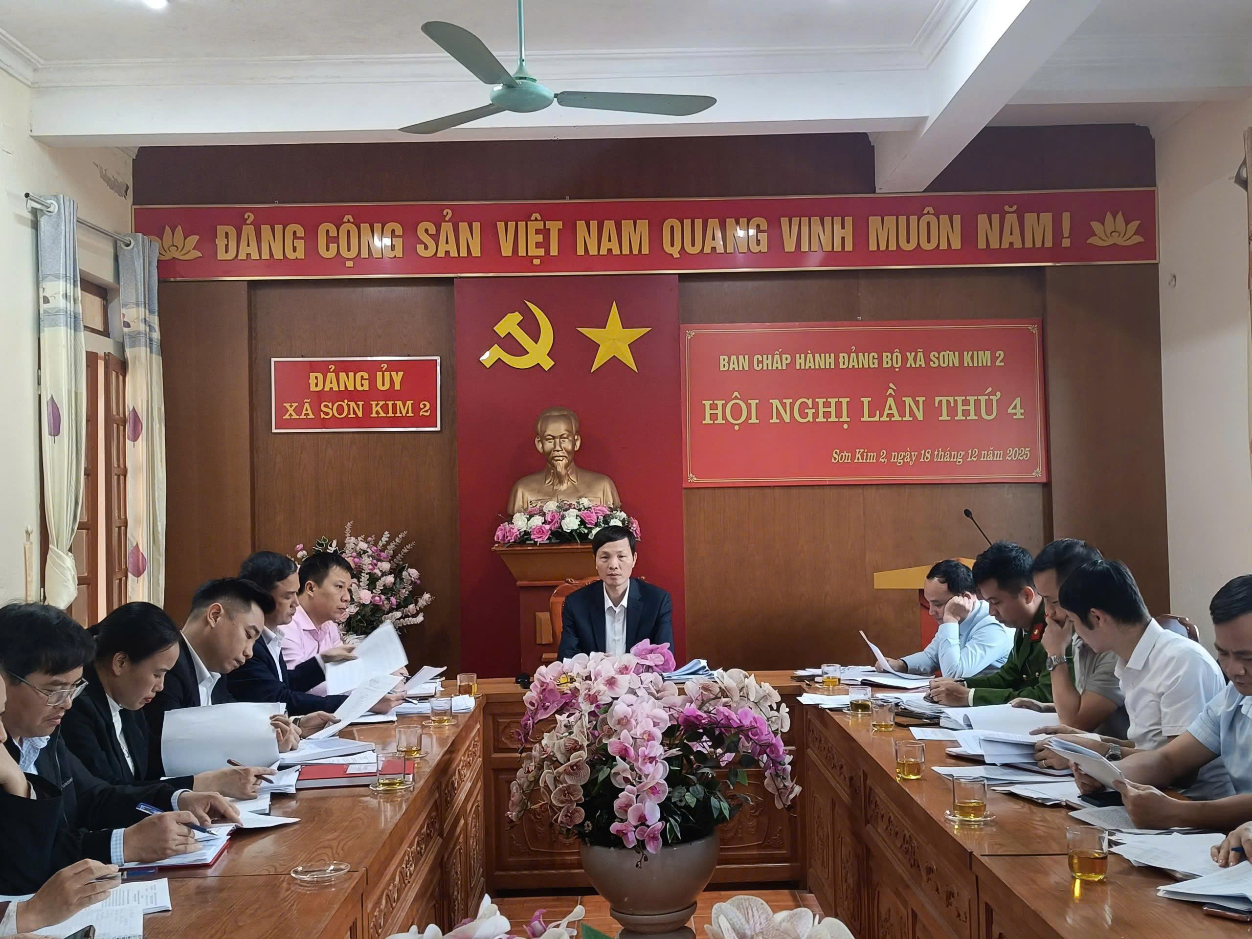 Đảng ủy xã Sơn Kim 2: ĐÁNH GIÁ KẾT QUẢ THỰC HIỆN NHIỆM VỤ NĂM 2025, TRIỂN KHAI PHƯƠNG HƯỚNG NĂM 2026 